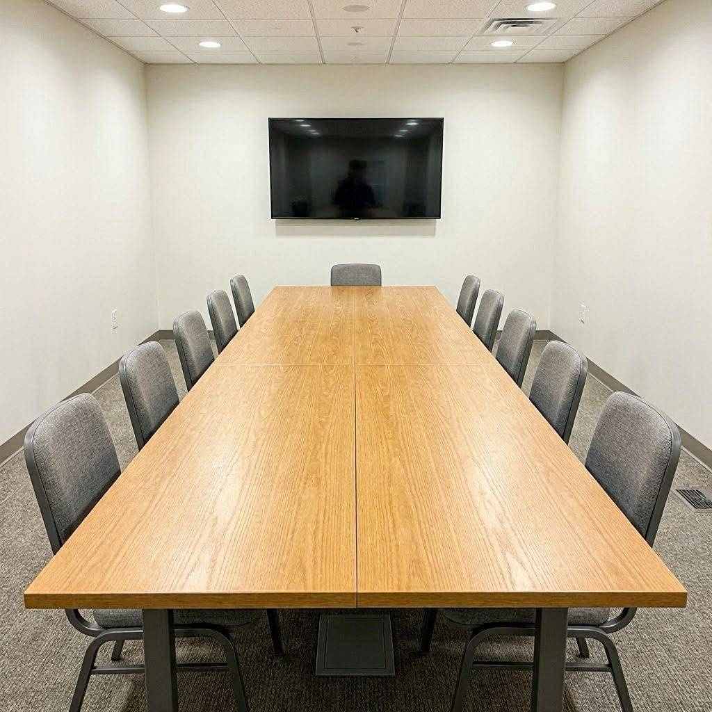会议预约冲突给教育培训企业的写字楼办公行业属性匹配带来哪些管理盲点